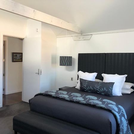 Luxurious Loft Apartments In The Heart Of Ahuriri 네이피어 외부 사진