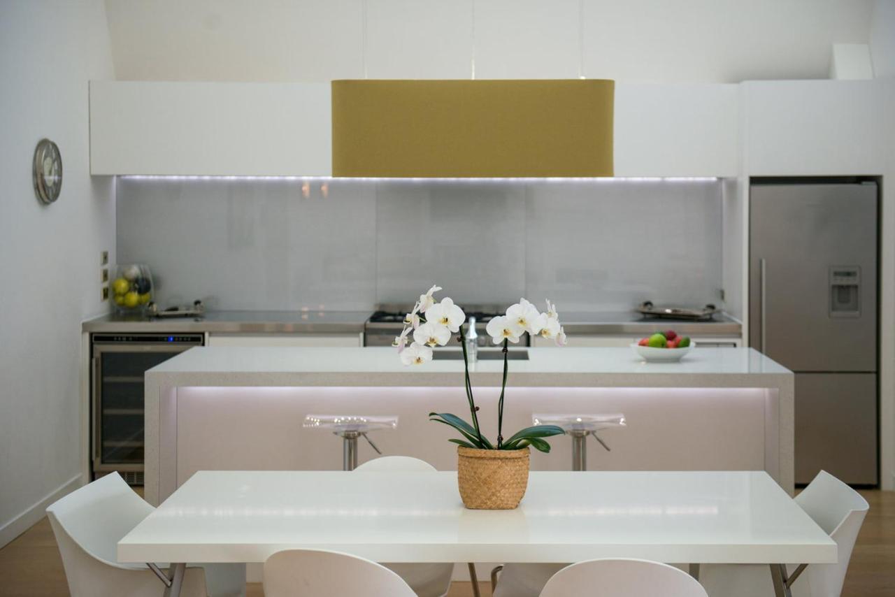 Luxurious Loft Apartments In The Heart Of Ahuriri 네이피어 외부 사진